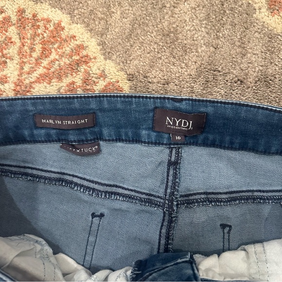 NYDJ size 16 - Picture 3 of 4